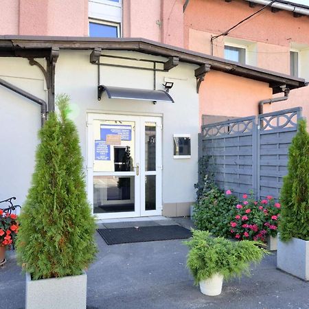 Noclegi Walbrzych - Pokoje Konrad Exteriör bild